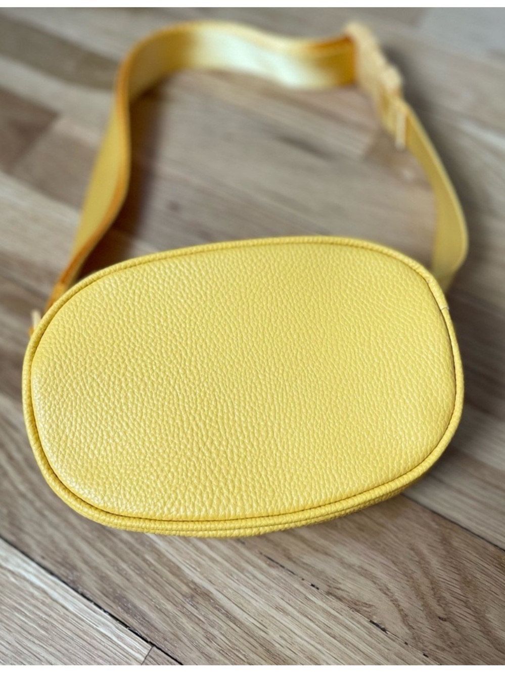 H&M Vibrant Yellow Fanny Pack - Preowned